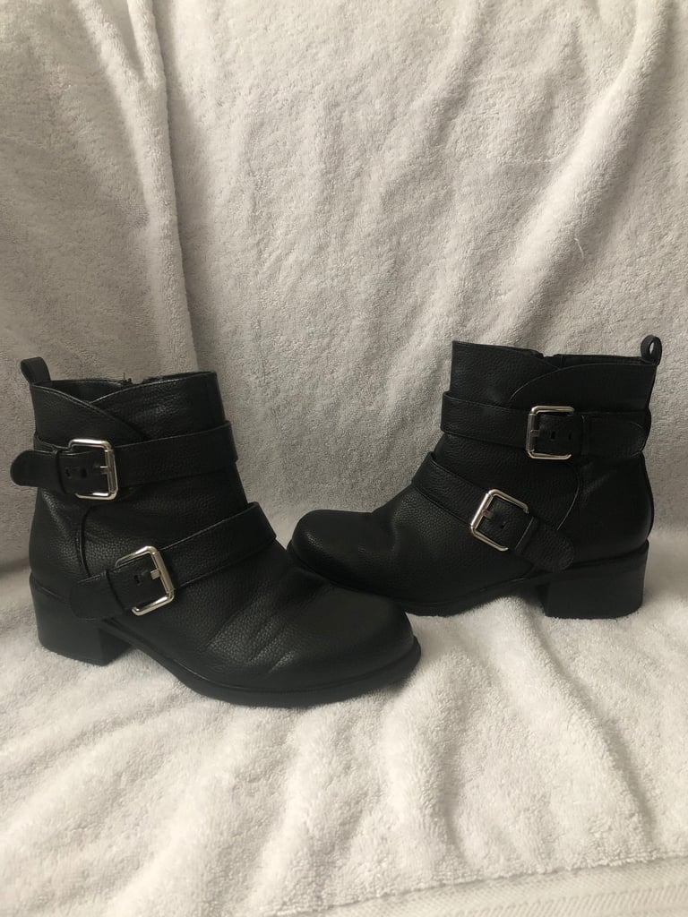 image for Bucket boots