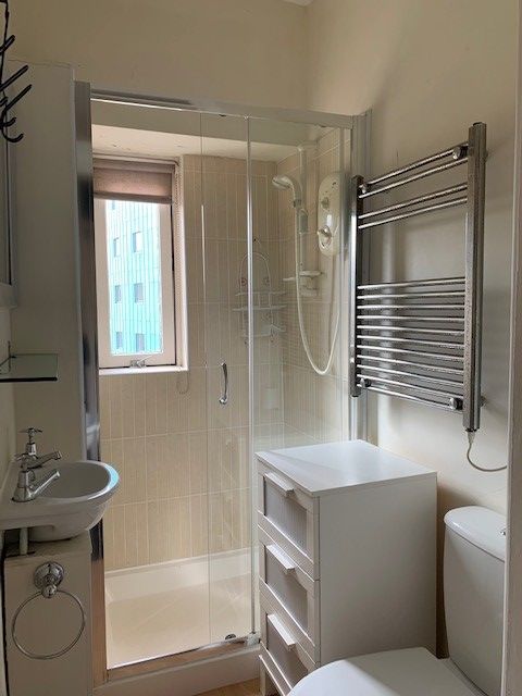 1 Bedroom flat, Earlston Place, Meadowbank, Edinburgh