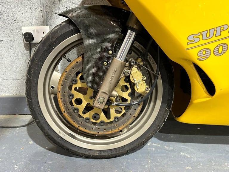 Ducati 900ss Super Light MK3 (Build Number 284)