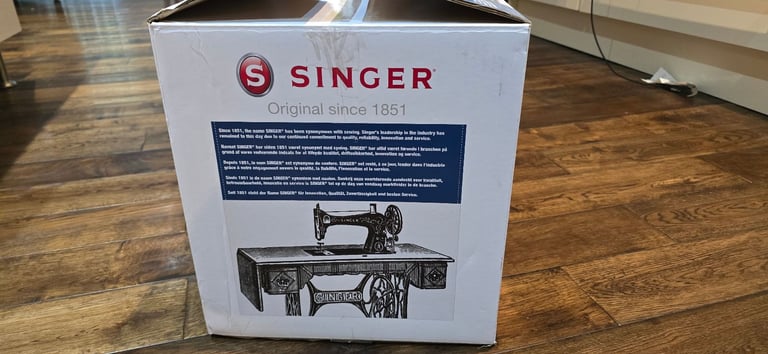 Singer Overlocker Sewing Machine (S14-78 Overlock)k