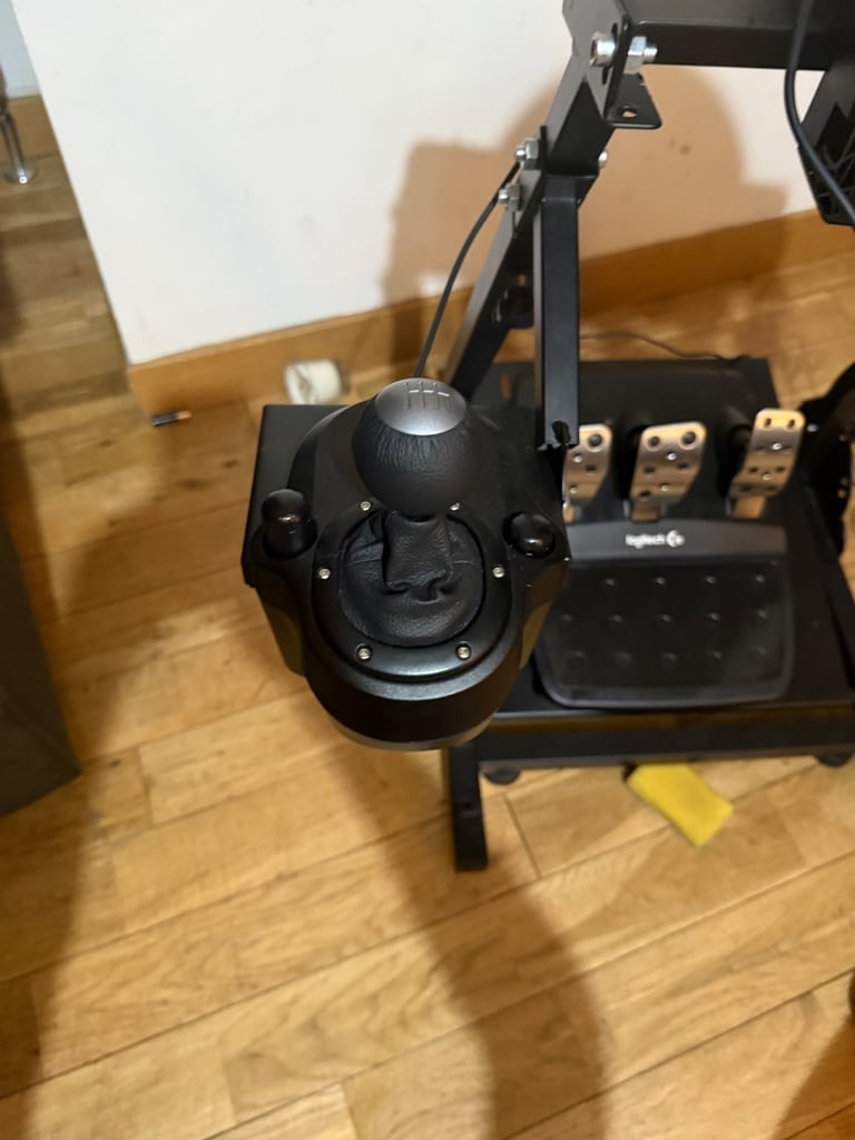 Logitech g920 steering wheel with shifter, pedals and stand 