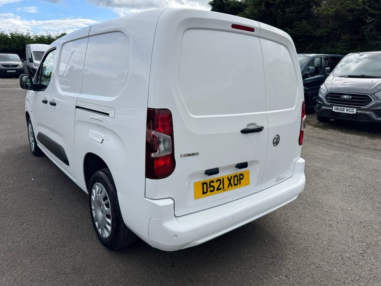 2021 Vauxhall Combo 1.5 Turbo D 2300 Sportive Panel Van 6dr Diesel Manual L2 H1 Euro 6 (100 ps) P...