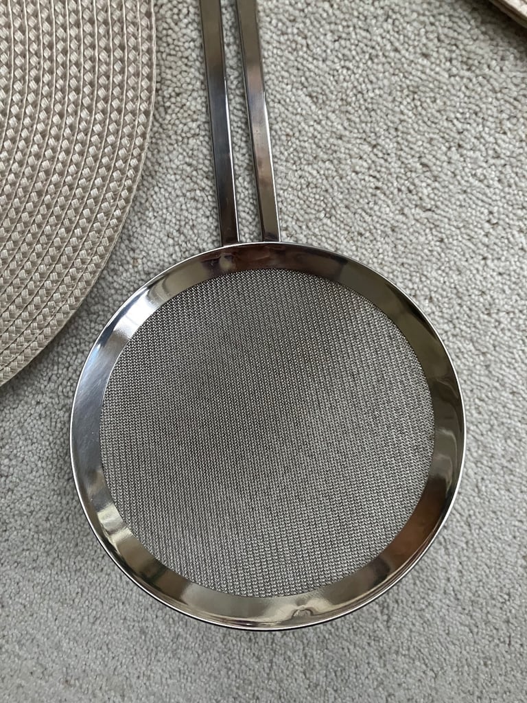 Kitchen starter pack: 6Placemats/Strainer/Tongs/Joie Whisk/Bottle Opener/Lolly moulds