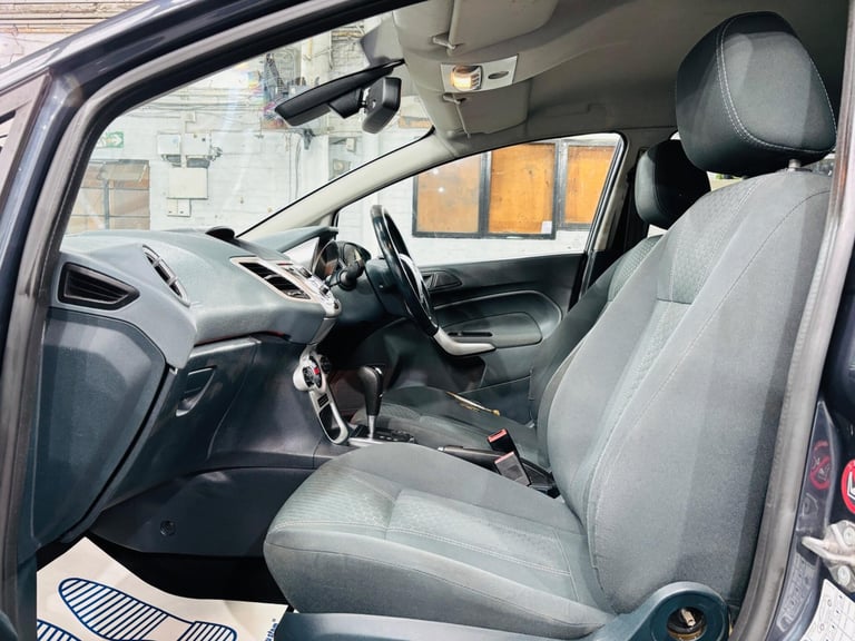 2010 Ford Fiesta 1.4 Titanium 5dr HATCHBACK Petrol Automatic