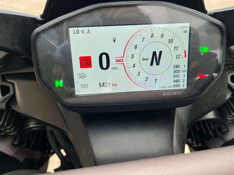 2022 71 DUCATI PANIGALE V2 WHITE - 1421 MILES HPI CLEAR SPORTS 955 NEW MOT