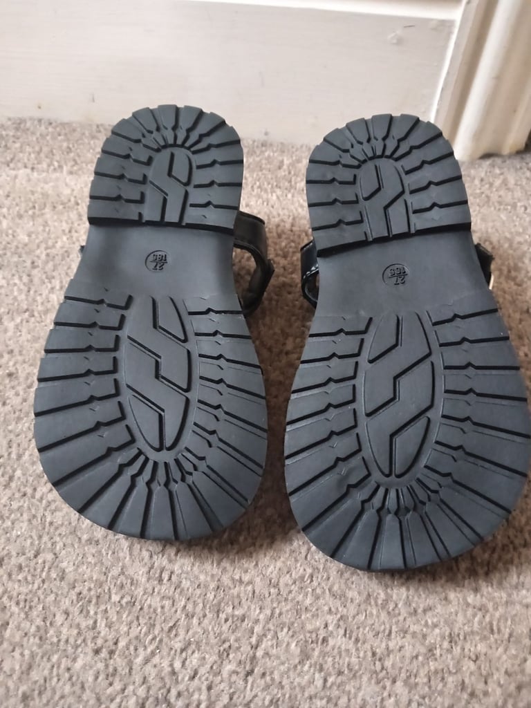 Brand new kids sandals