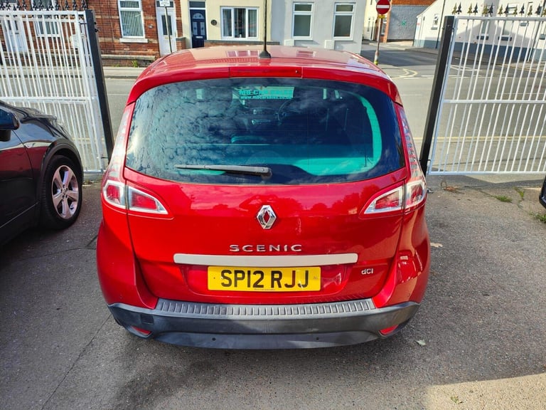 2012 Renault Scenic 1.6 dCi Dynamique TomTom Euro 5 (s/s) 5dr MPV Diesel Manual