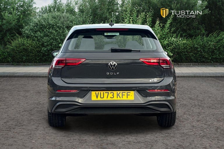  Volkswagen Golf 1.5 Etsi Mhev Life Hatchback 5dr Petrol Hybrid Dsg Euro 6 s/s