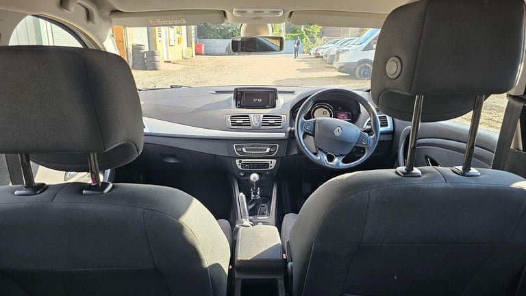 RENAULT MEGANE 1.6 Dynamique TomTom Energy dCi 130 Stop &amp; Start 2014