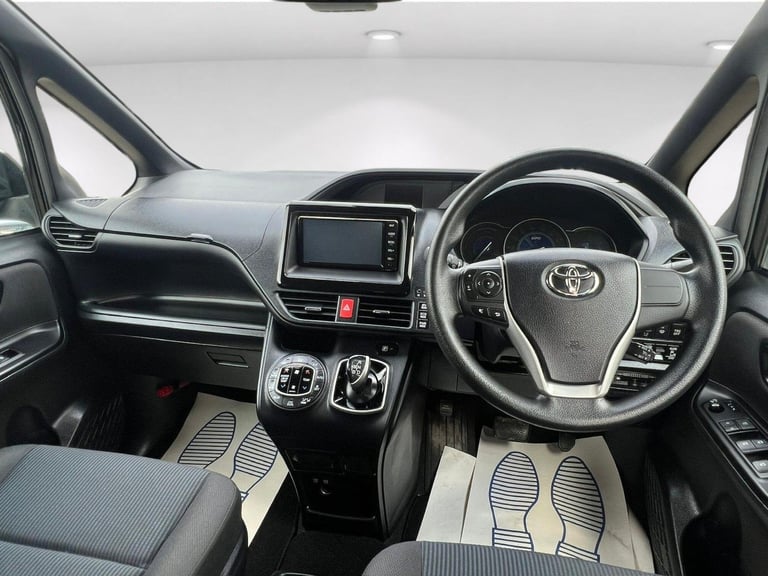 2019 Toyota Voxy Noah Hybrid 1.8 ZWR80 Auto Hybrid