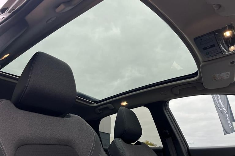 2025 Nissan Qashqai 1.5 E-Power N-Connecta [Glass Roof] 5dr Auto Automatic Hatchback Hybrid Autom...