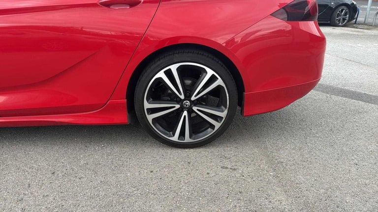 2018 Vauxhall Insignia 2.0 Turbo D SRi Vx-line Nav 5dr HATCHBACK DIESEL Manual
