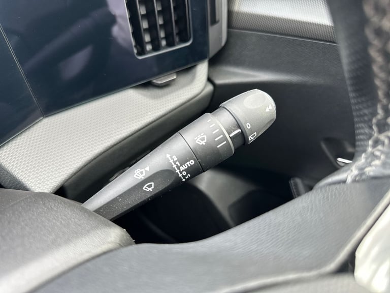 2024 Vauxhall Astra Astra 1.2T Ultimate 5dr Hatchback Petrol Manual