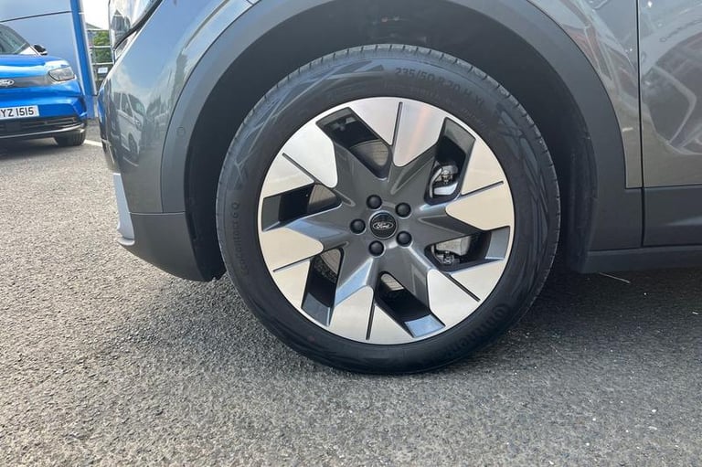 2025 Ford Explorer Extended Range 79kWh Premium SUV 5dr Electric Auto AWD (340 ps) Automatic SUV ...