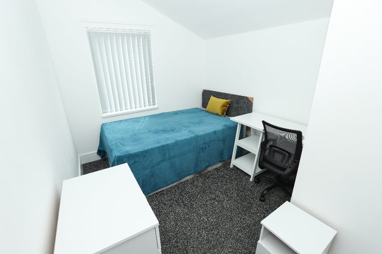 STUDENT HOUSESHARE!!! Available NOW! BILLS INC!
