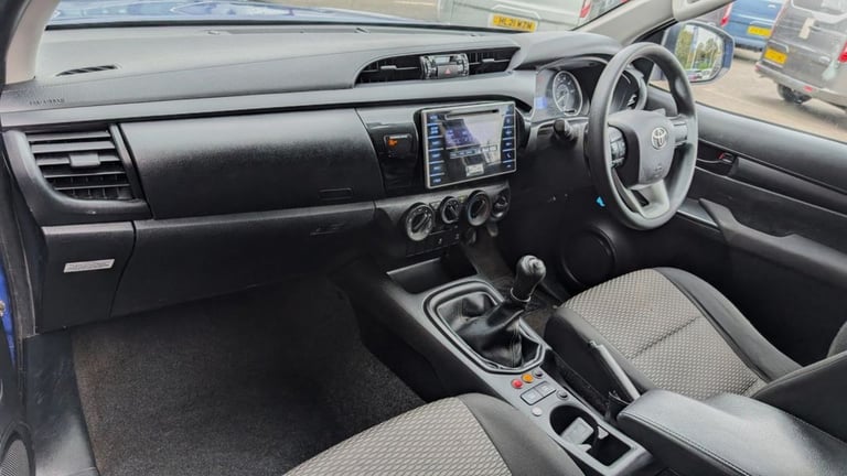2018 18 TOYOTA HI-LUX 2.4 D-4D ACTIVE PICKUP EXTENDED CAB 4DR DIESEL MANUAL 4WD 