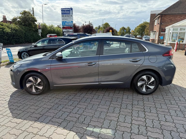 2018 Hyundai IONIQ 1.6 h-GDi Premium DCT Euro 6 (s/s) 5dr HATCHBACK Petrol/Electric Hybrid Automatic