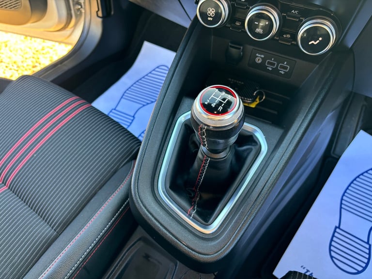 2020 Renault Clio 1.0 TCe RS Line Hatchback 5dr Petrol Manual Euro 6 (s/s) (100