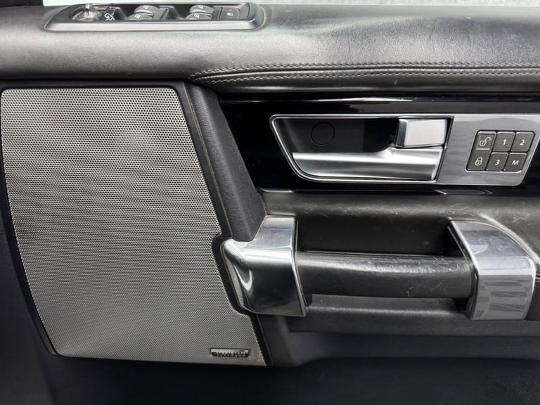 2015 Land Rover Discovery 4 3.0 SD V6 HSE Luxury Auto 4WD Euro 5 (s/s) 5dr ESTATE Diesel Automatic