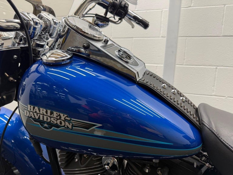 HARLEY-DAVIDSON FLSTF FAT BOY 1584 ** Vance and Hines - Keyless Start **