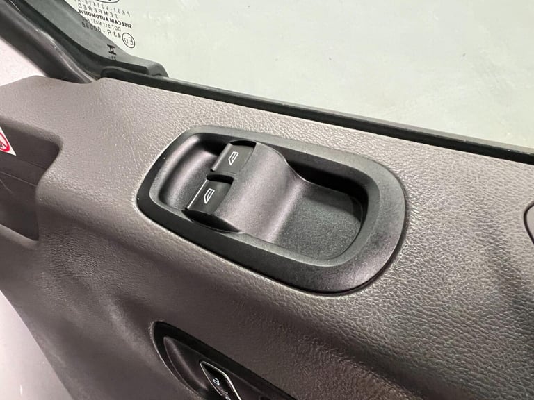 2024 Ford Transit 2.0 460 EcoBlue Trend Auto RWD L4 H3 Euro 6 (s/s) 5dr (17 Seat, DRW) Minibus Di...