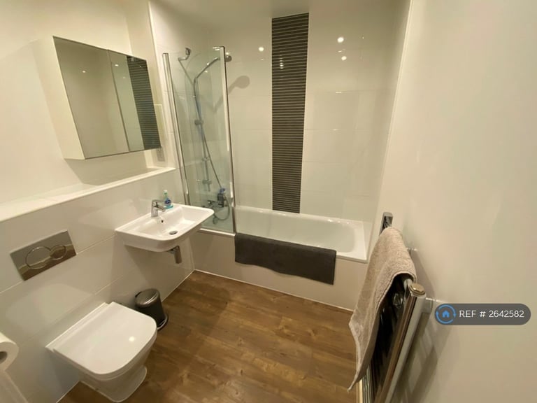 2 bedroom flat in College Street, Southampton, SO14 (2 bed) (#2642582)