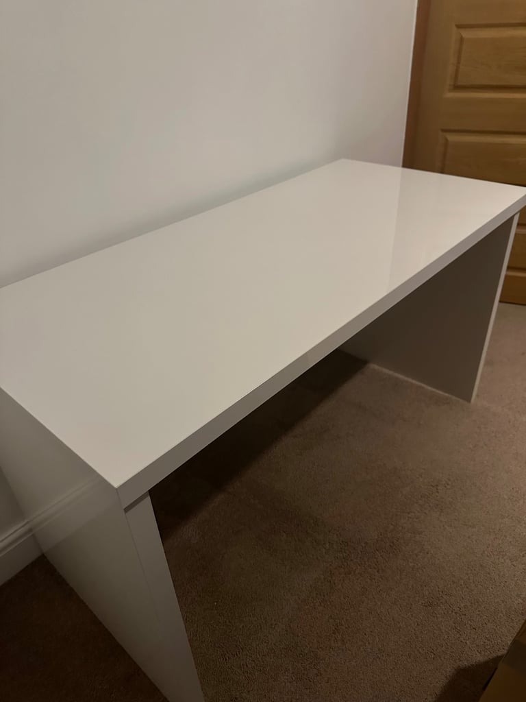 Glossy White Desk