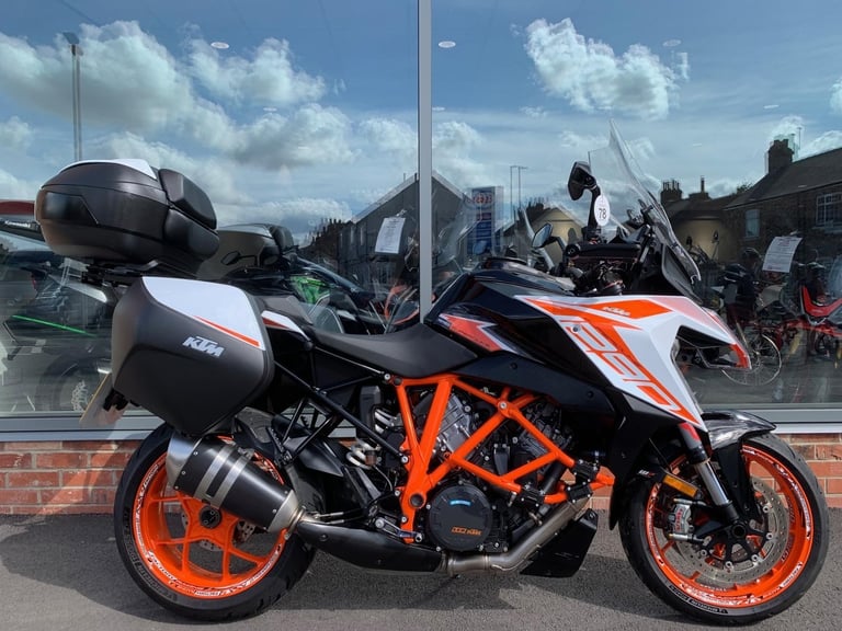 KTM 1290 SUPERDUKE GT - FULL KTM LUGGAGE - 2 YEAR WARRANTY