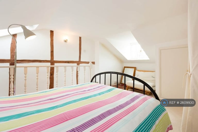 3 bedroom house in Reading Road, Henley-On-Thames, RG9 (3 bed) (#2609930)