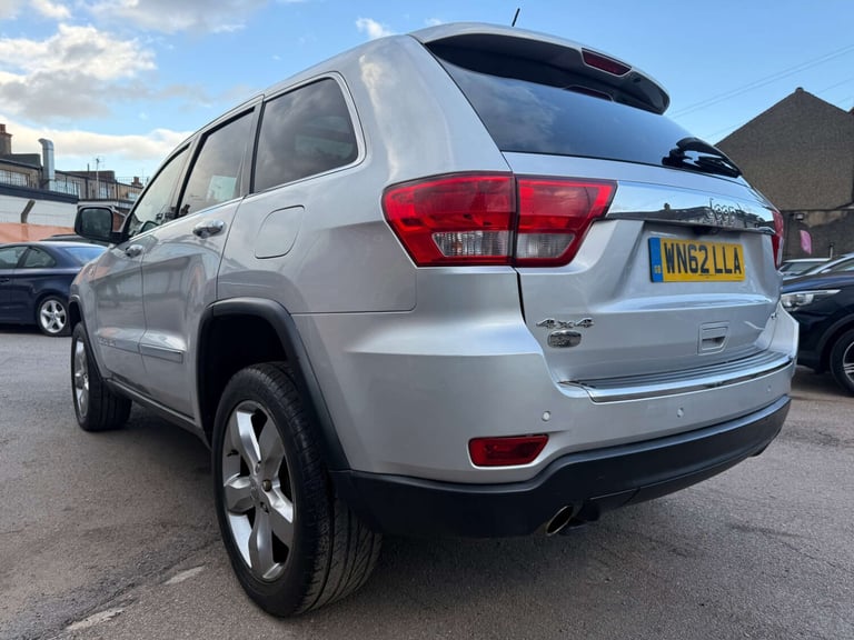 2012 Jeep Grand Cherokee 3.0 CRD Overland 5dr Auto ESTATE DIESEL Automatic
