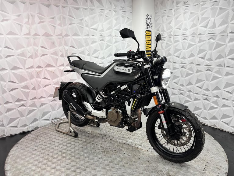 2022 Husqvarna Svartpilen 125 | *WARRANTY PROVIDED*