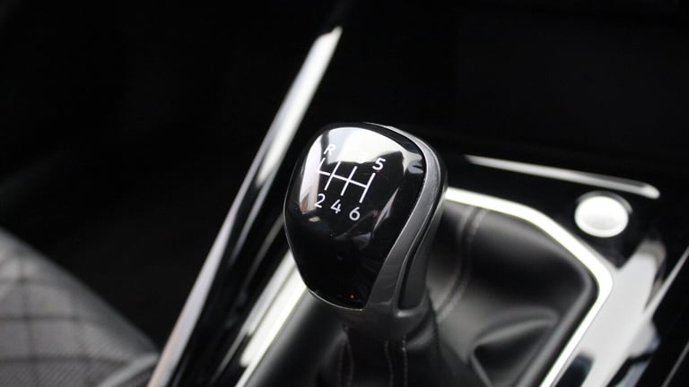 2022 Volkswagen Golf 1.5 TSI 150 R-Line 5dr Petrol Hatchback Hatchback Petrol Manual