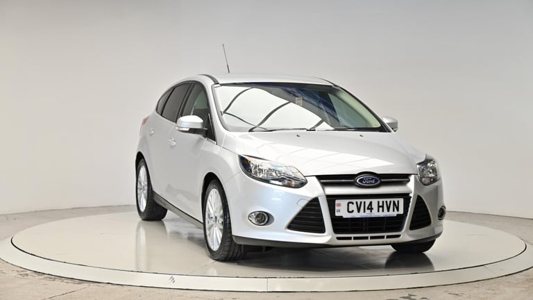 2014 Ford Focus 1.6 TDCi Zetec Euro 5 (s/s) 5dr HATCHBACK Diesel Manual