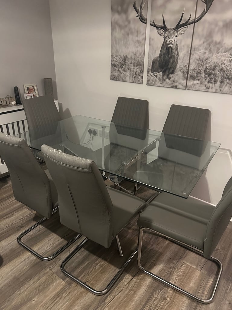 image for Dinning table & 6 chairs + 3 matching side tables