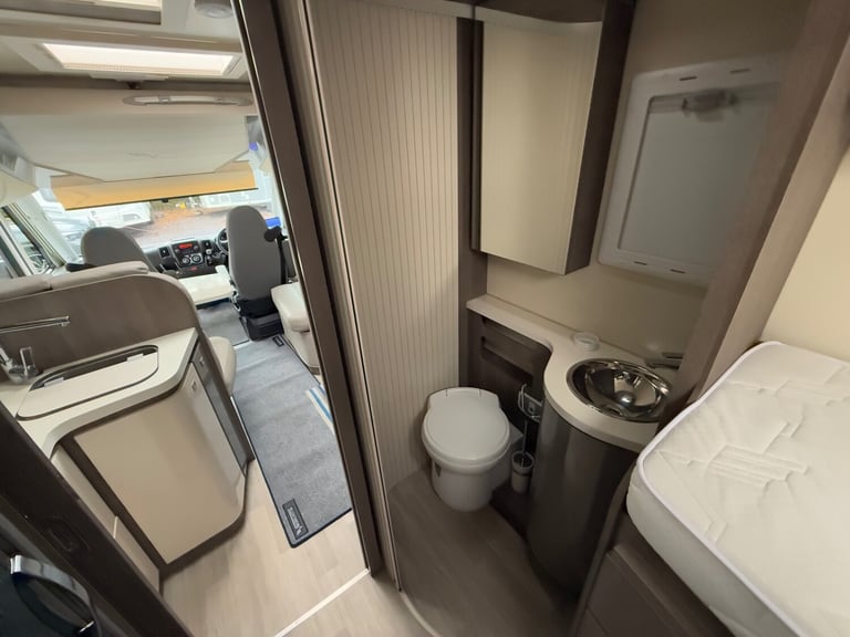 Mobilvetta k-silver I 56 a class motorhome  4 berth  large garage 