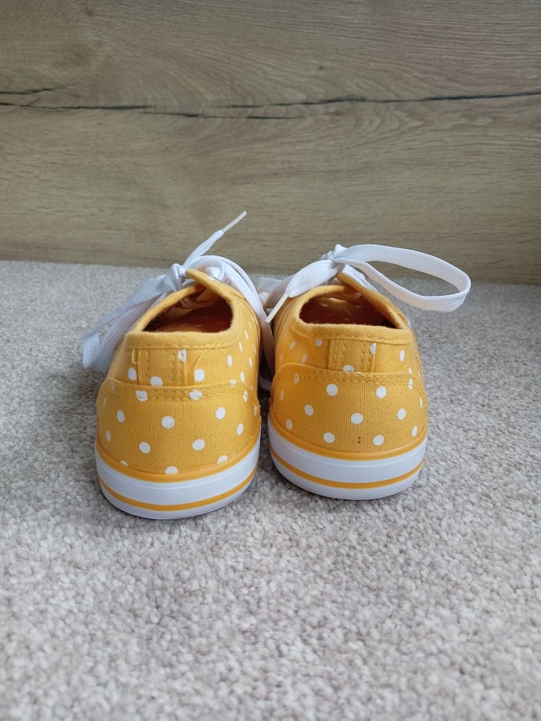 Women's yellow polka dot shoes