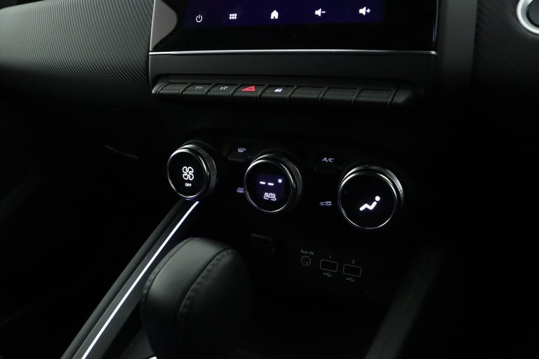 2022 Renault Clio 1.6 E-TECH Hybrid 140 RS Line 5dr Auto Hatchback Hybrid Automatic