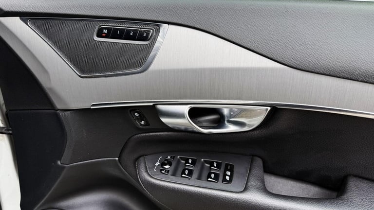 2022 Volvo XC90 2.0 B6 MHEV Inscription Auto 4WD Euro 6 (s/s) 5dr ESTATE PETROL Automatic