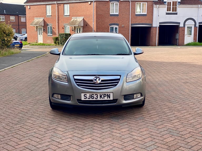 Vauxhall, INSIGNIA, Hatchback, 2013, Manual, 1956 (cc), 5 doors