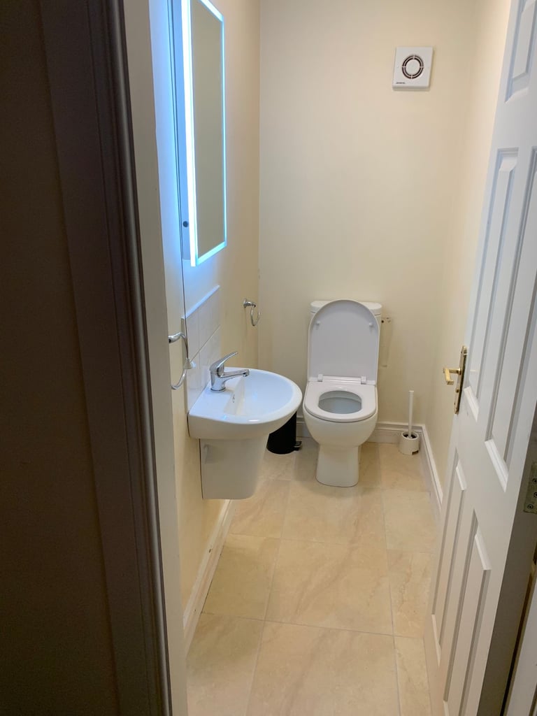 House with Double Rooms Available for Rent - 90 Malone Avenue Belfast 