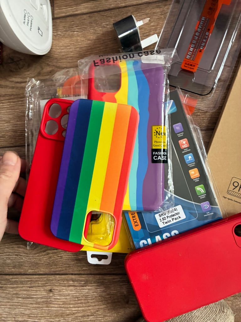 Cost lot new iPhone iPad cases glass can’t remember what fit 