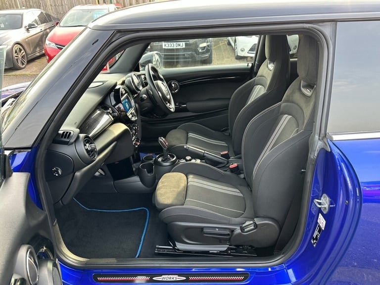2018 MINI Hatch 2.0 Cooper S Hatchback 3dr Petrol Steptronic Euro 6 (s/s) (192 ps) Hatchback Petr...