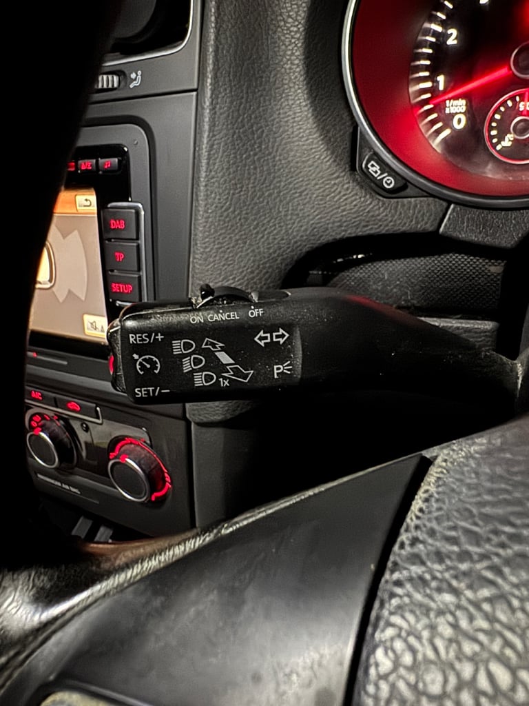 Volkswagen, GOLF, Hatchback, 2012, Manual, 1390 (cc), 5 doors