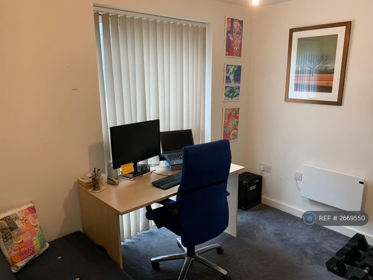 2 bedroom flat in Munday Street, Manchester, M4 (2 bed) (#2669550)