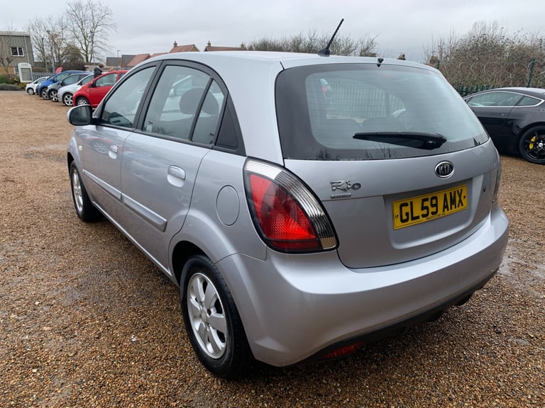 2009 Kia Rio 1.4 Strike 5dr HATCHBACK Petrol Manual