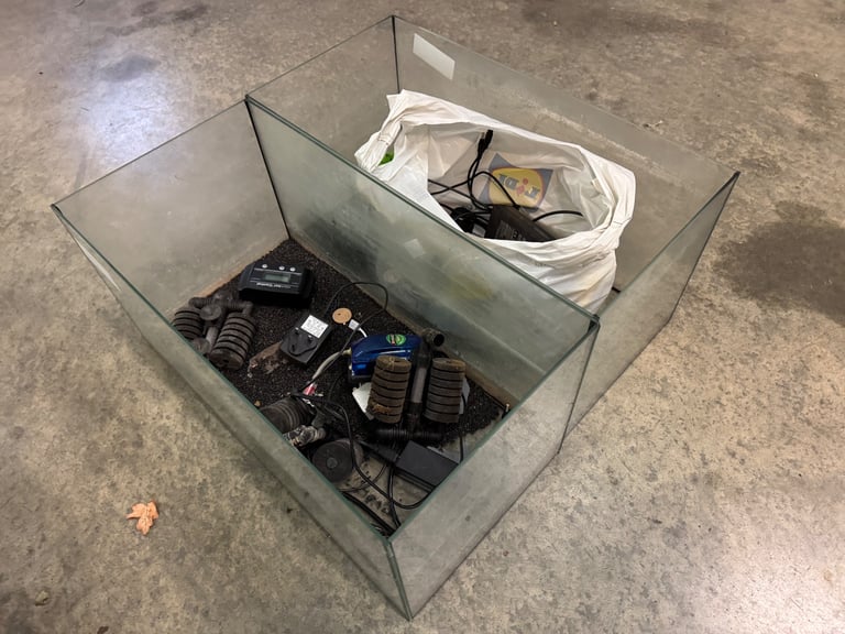 image for 2x FISH TANKS