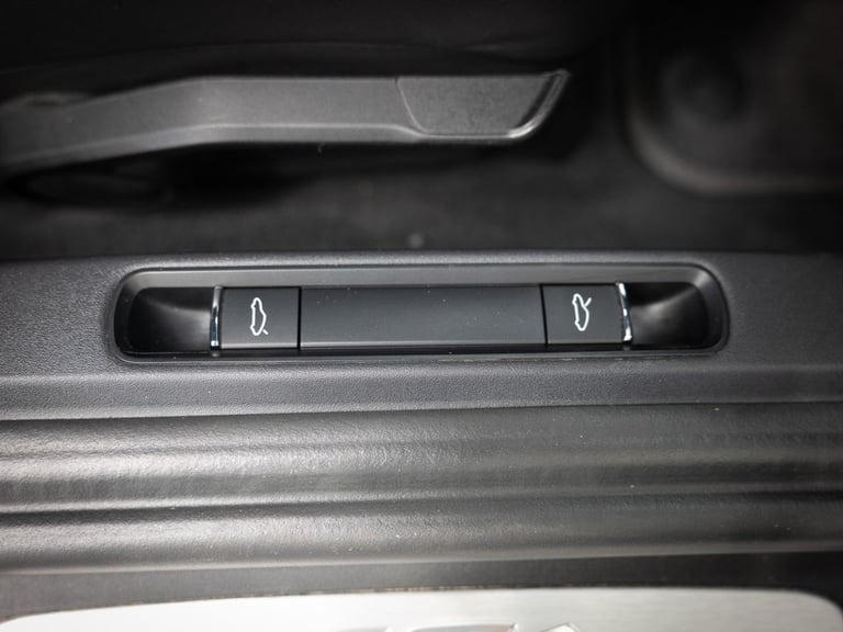 2023 Porsche 718 Cayman 4.0 GT4 Coupe 2dr Petrol PDK Euro 6 (s/s) (420 ps) Coupe Petrol Automatic