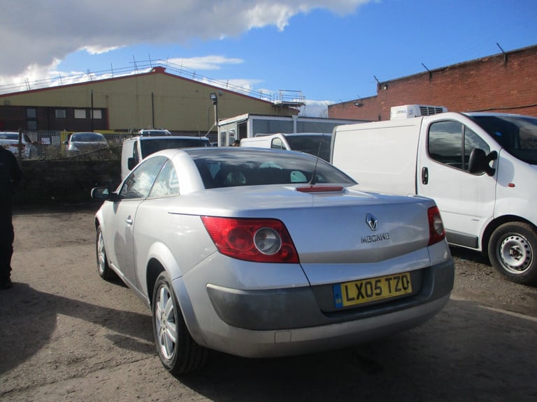 RENAULT MEGANE DYNAMIQUE  1.9 DIESEL CONVERTIBLE
