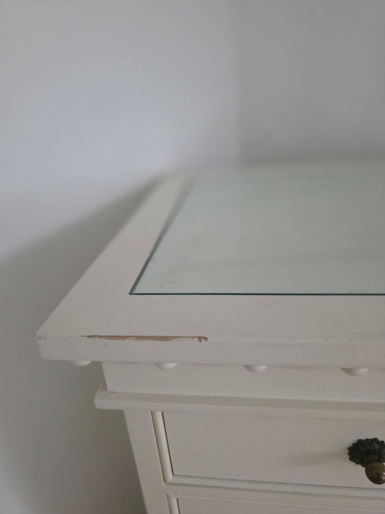 Scabby Chic Mini Cupboard