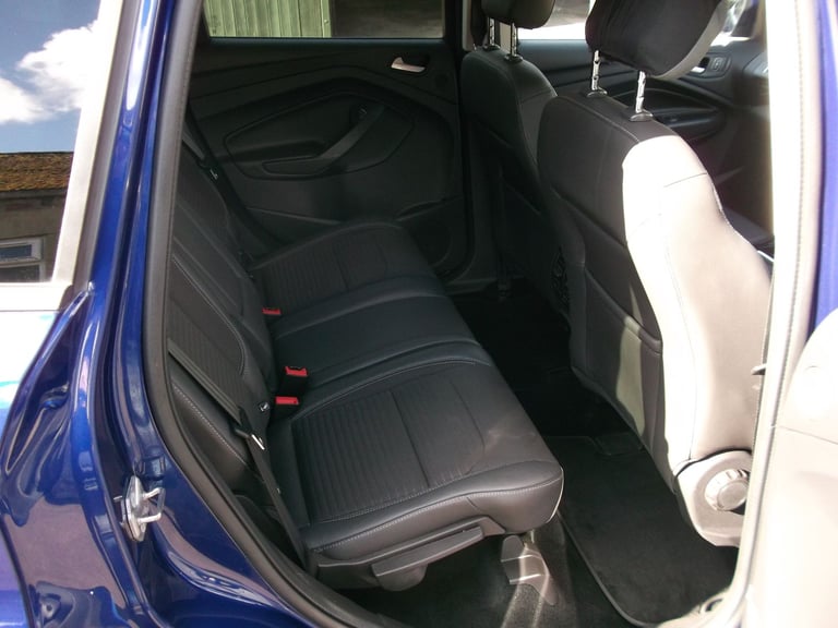 Ford, KUGA, Hatchback, 2018, Manual, 1997 (cc), 5 doors